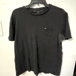 Tommy Hilfiger Men’s Black T-shirt Medium